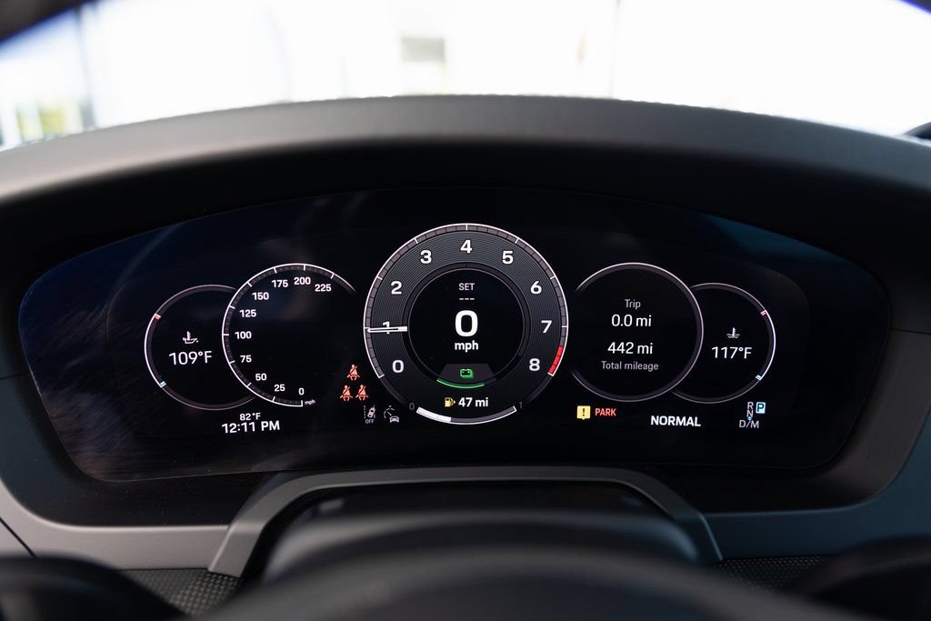 Certified 2025 Porsche 911 Carrera 4 GTS AWD/4WD image 16