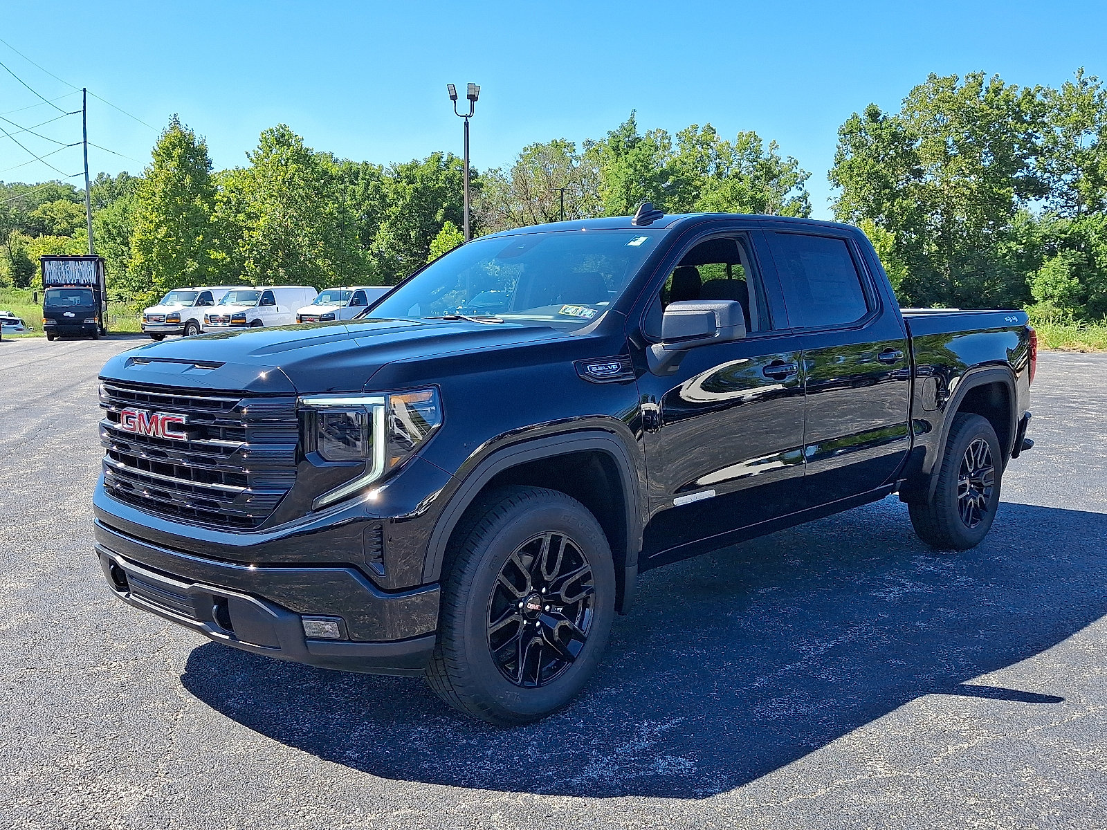 New 2026 GMC Sierra 1500 Elevation w/ Preferred Package image 4
