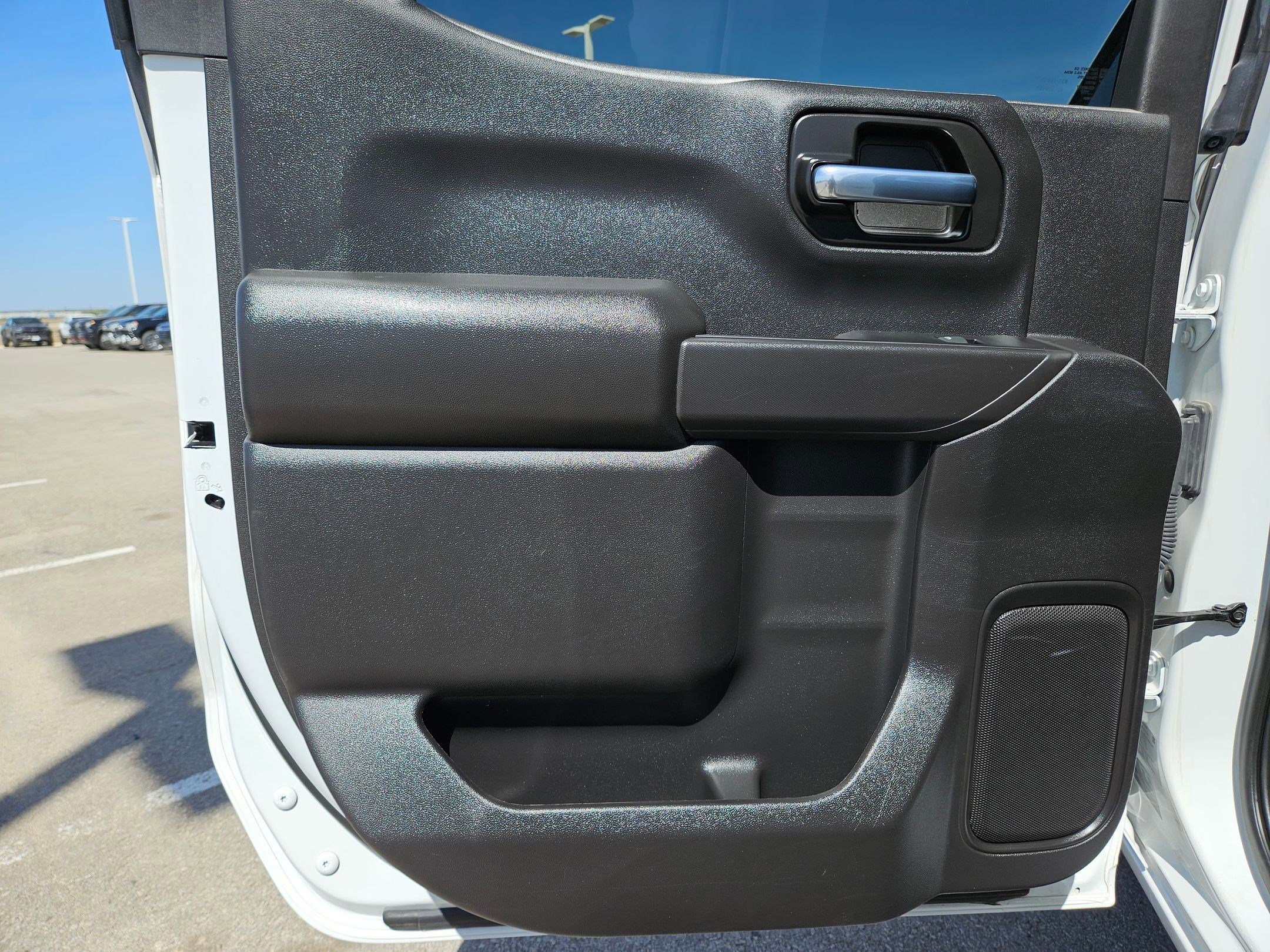 Used 2023 Chevrolet Silverado 1500 Custom image 15