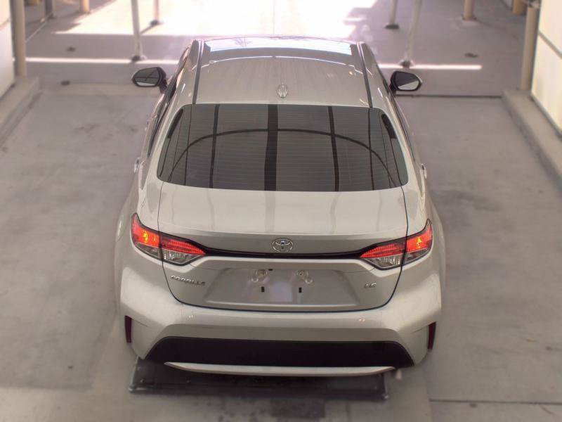 Used 2022 Toyota Corolla LE FWD image 5