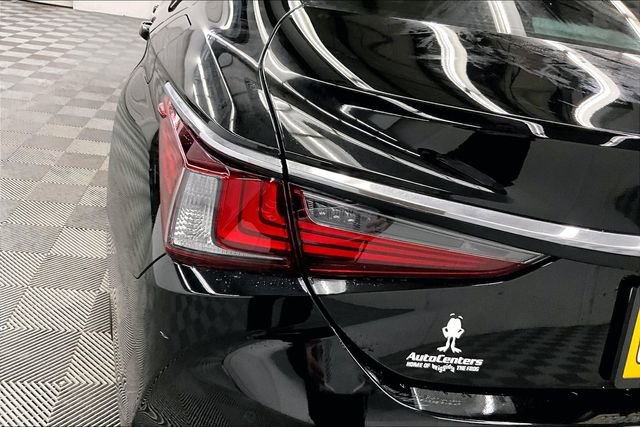 Used 2024 Lexus ES 350 w/ Premium Package image 34