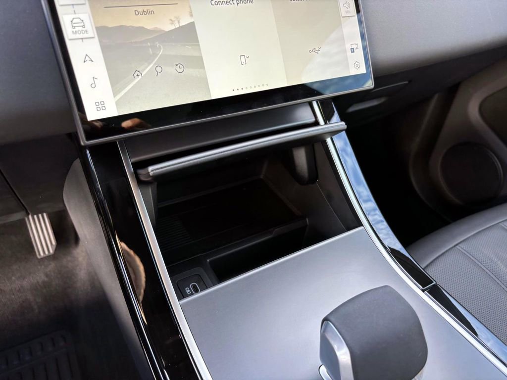 Certified 2026 Land Rover Range Rover Evoque S image 17