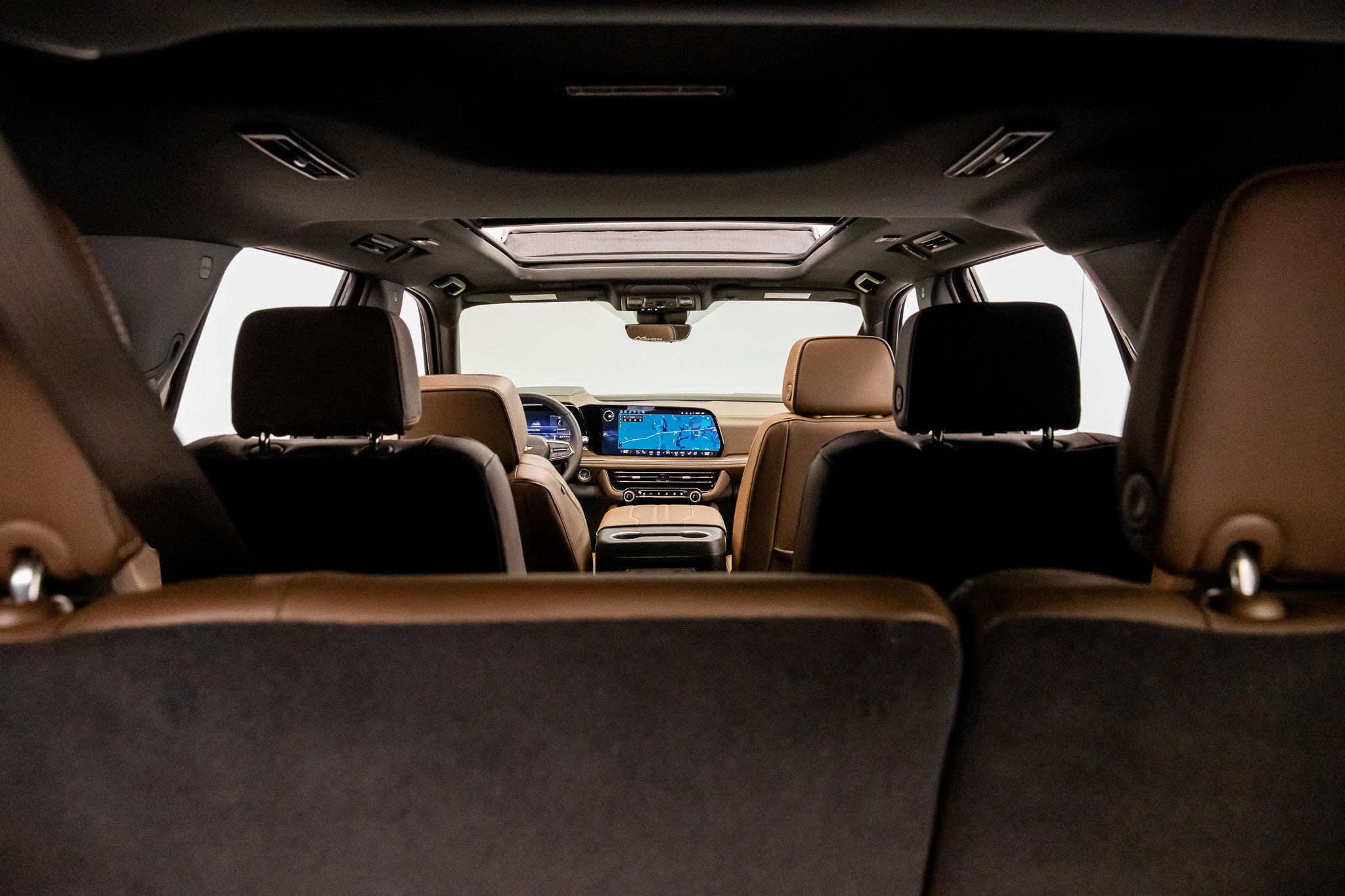 Used 2025 Chevrolet Tahoe High Country image 35