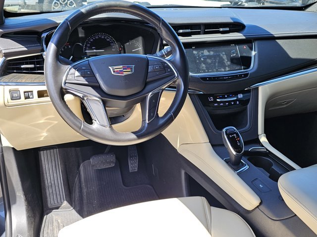 Used 2019 Cadillac XT5 FWD image 31