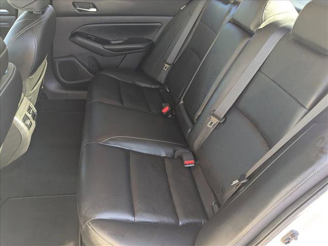 Used 2020 Nissan Altima 2.0 Platinum image 18