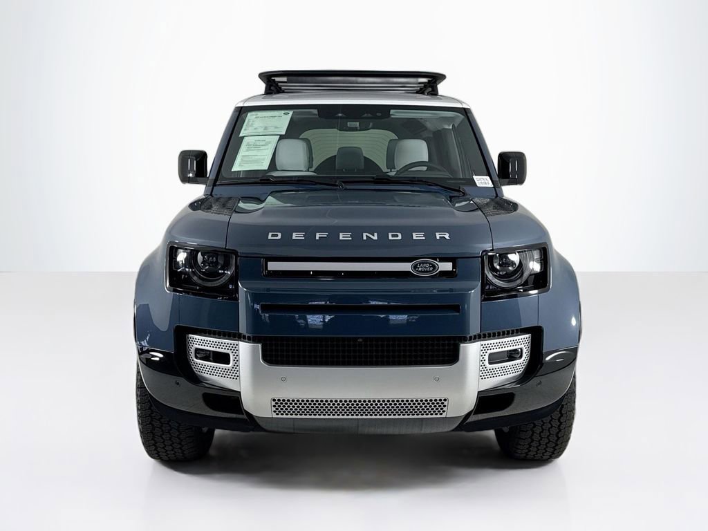 Used 2025 Land Rover Defender 110 S image 8