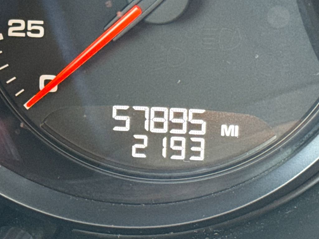 Used 2019 Porsche Macan Base image 17