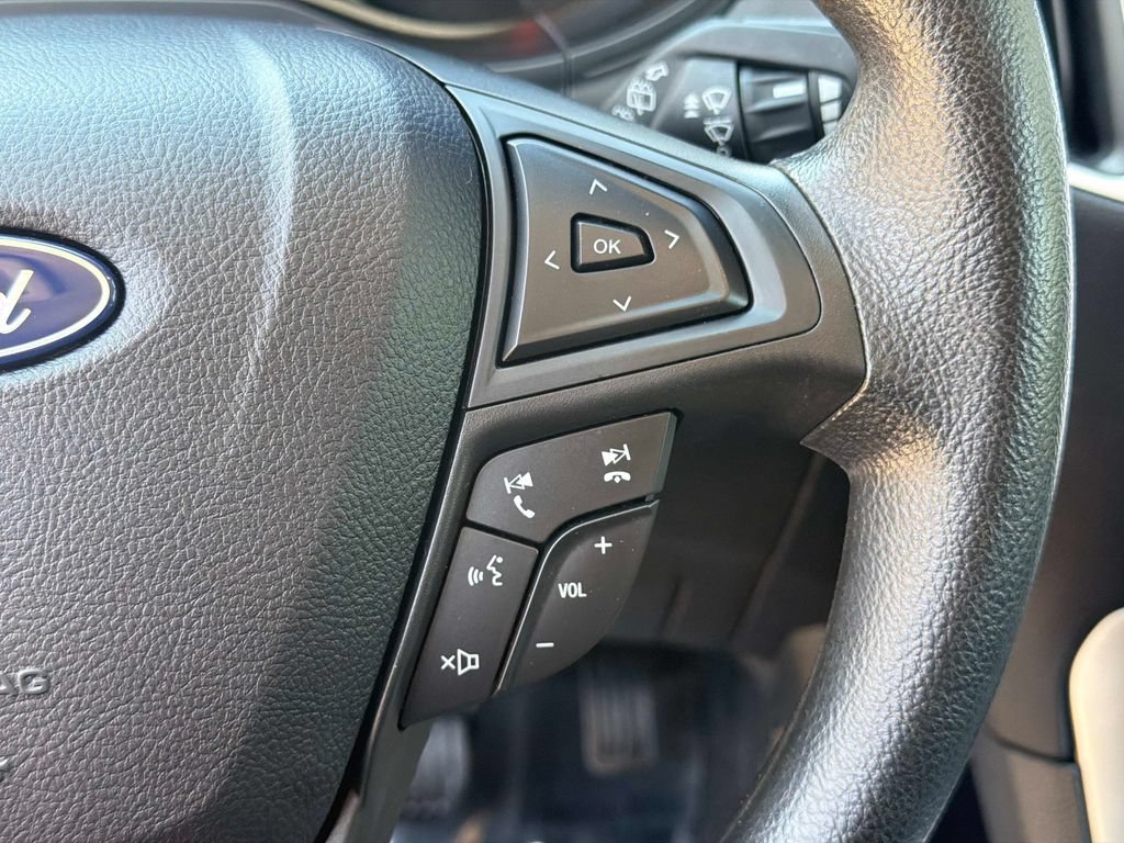 Used 2024 Ford Edge SE w/ Black Appearance Package AWD/4WD image 25