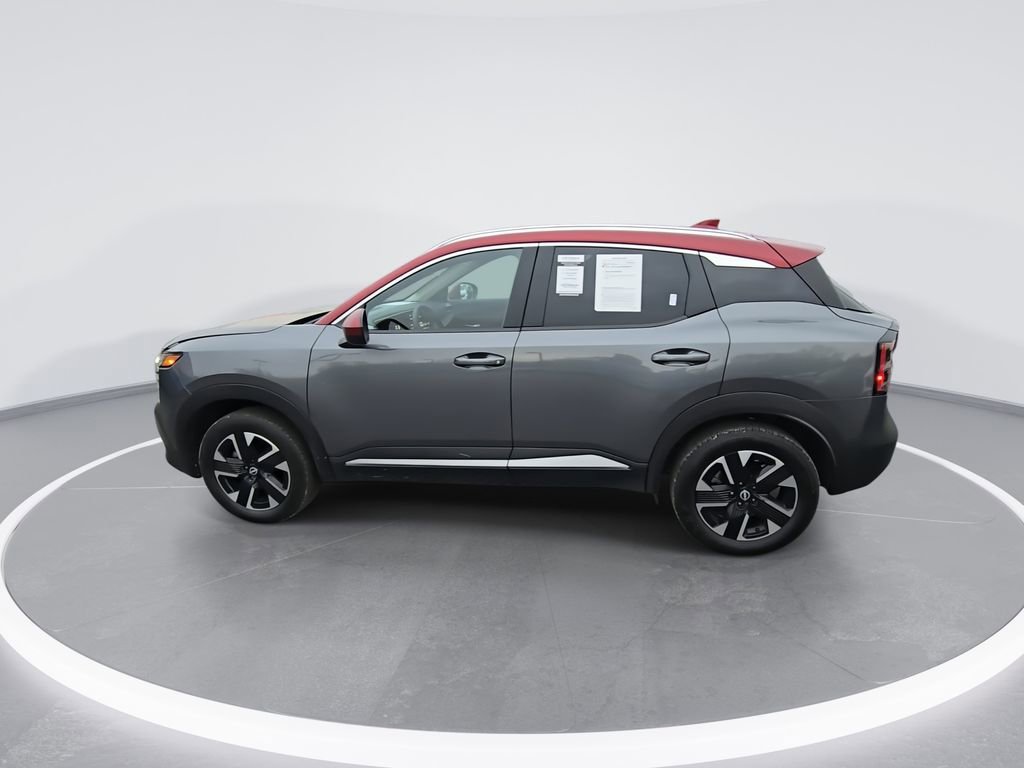 Used 2025 Nissan Kicks SV w/ SV Premium Package image 6