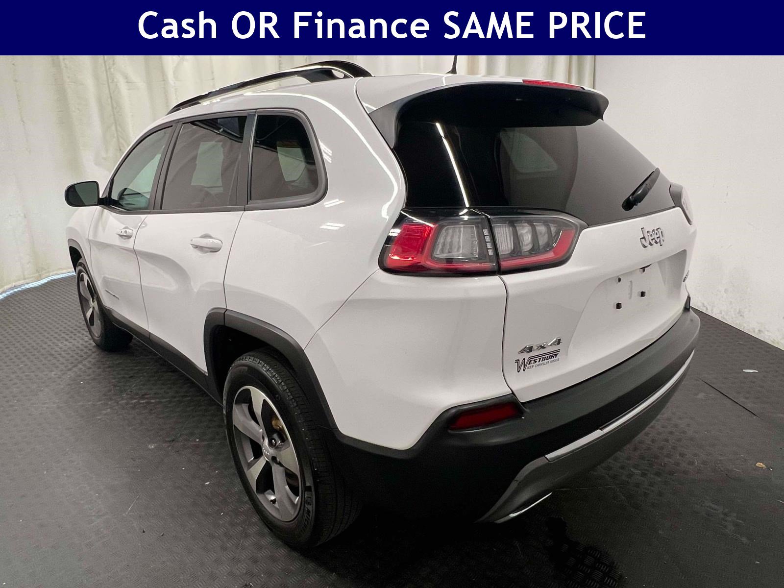 Certified 2022 Jeep Cherokee Limited AWD/4WD image 10