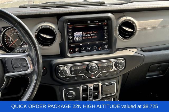 Used 2022 Jeep Wrangler Unlimited Sahara image 9