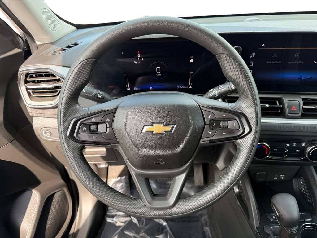 Used 2024 Chevrolet TrailBlazer LS w/ LS Convenience Package FWD image 12