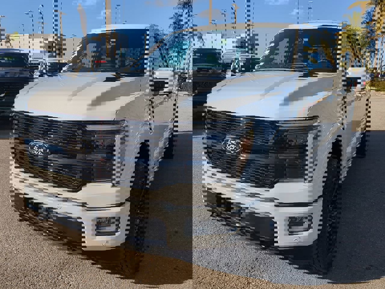 Used 2024 Ford F150 Platinum image 9