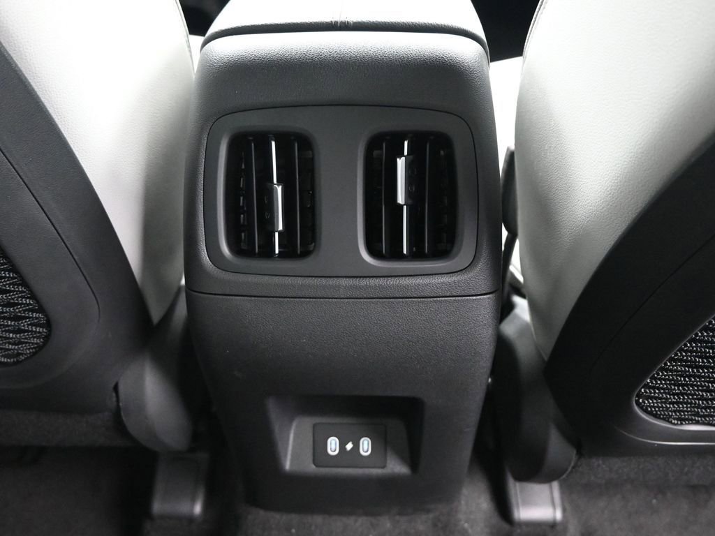 New 2026 Hyundai Santa Cruz Limited image 16