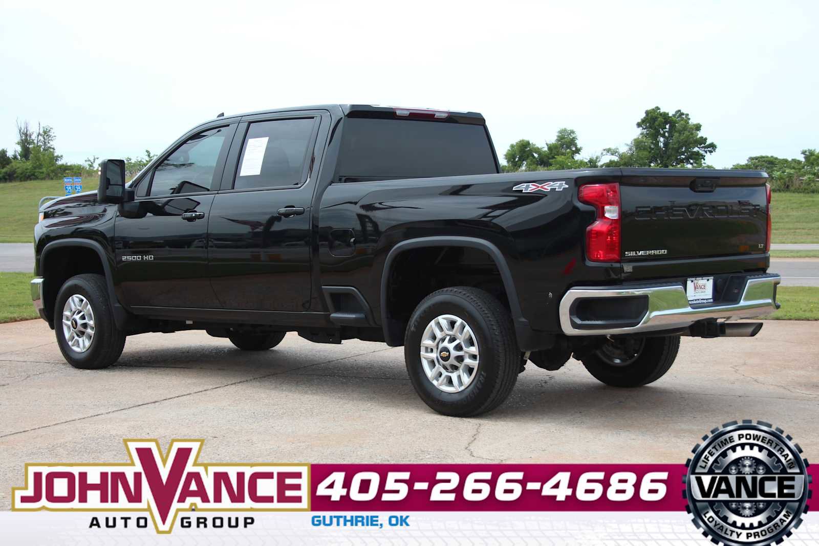 Used 2025 Chevrolet Silverado 2500 LT w/ Convenience Package AWD/4WD image 7
