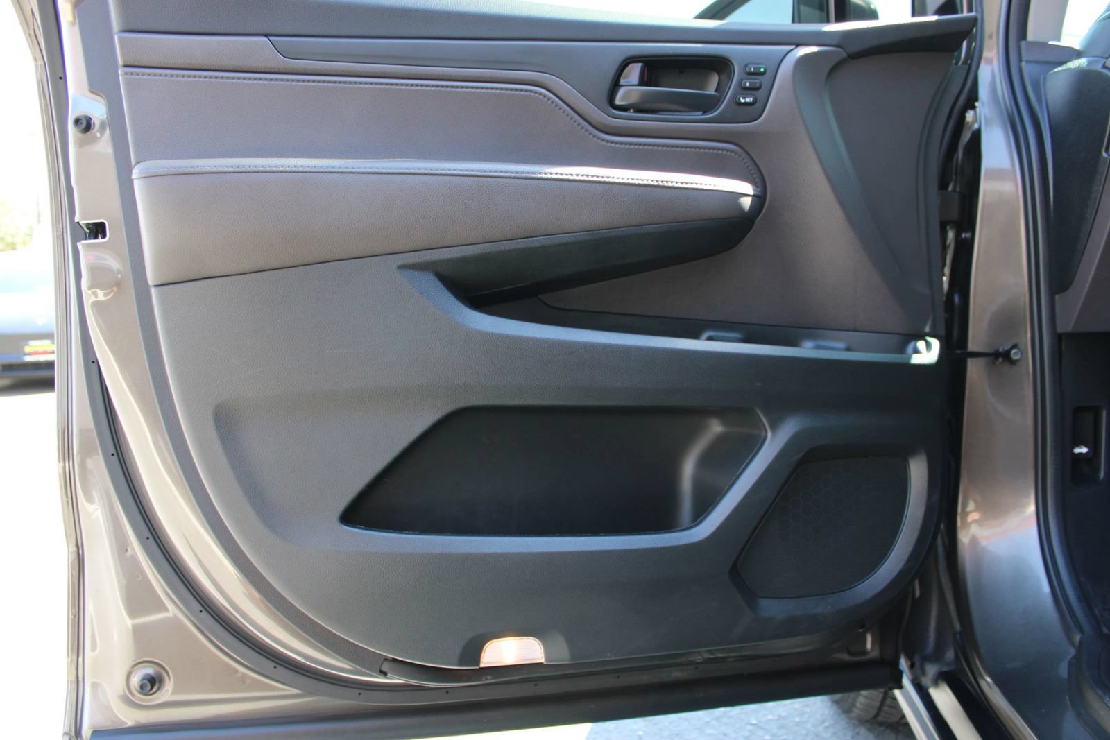 Used 2022 Honda Odyssey EX-L image 8