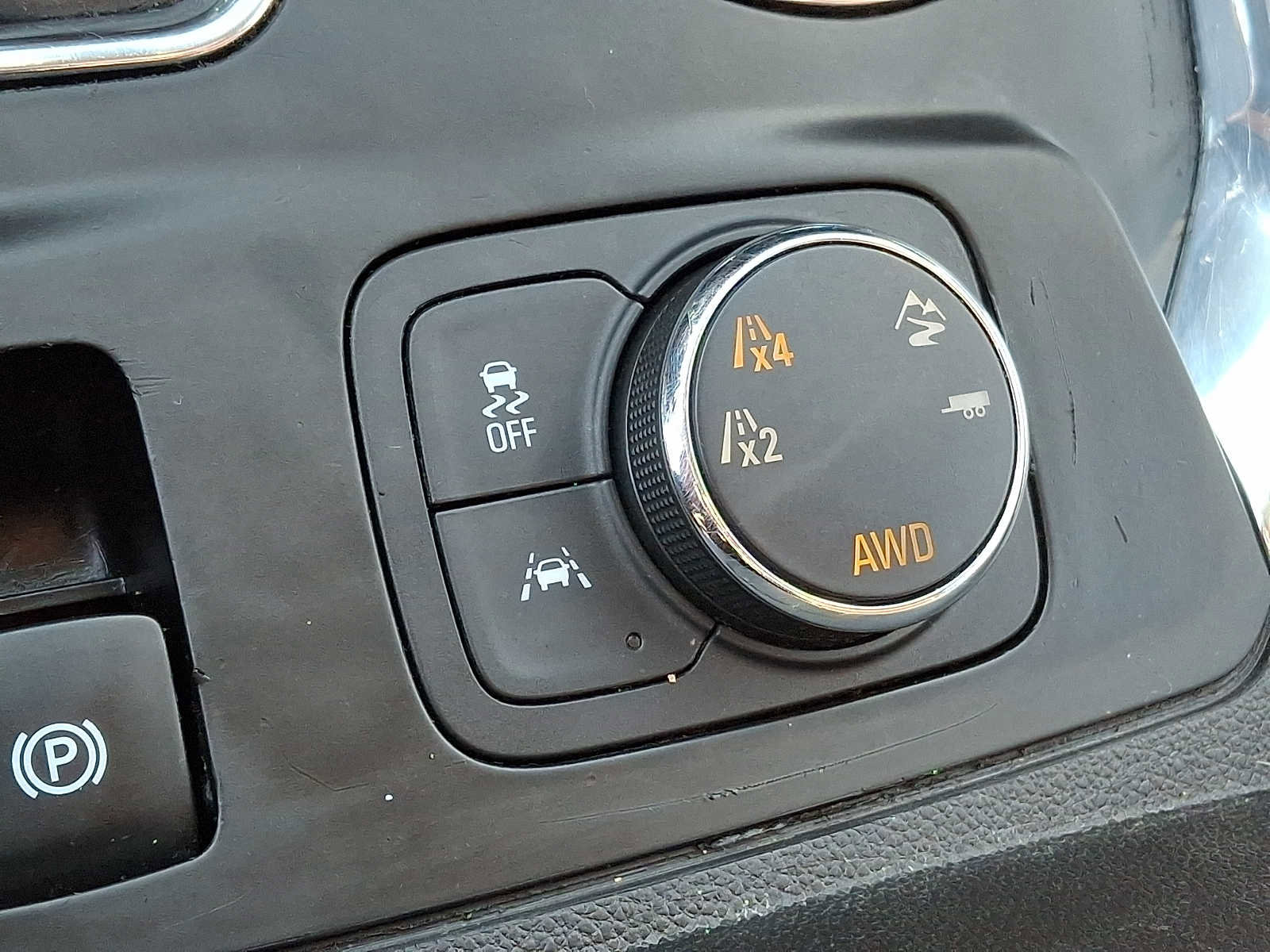 Used 2018 Chevrolet Traverse High Country AWD/4WD image 21