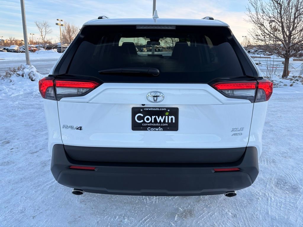 Used 2025 Toyota RAV4 XLE image 6