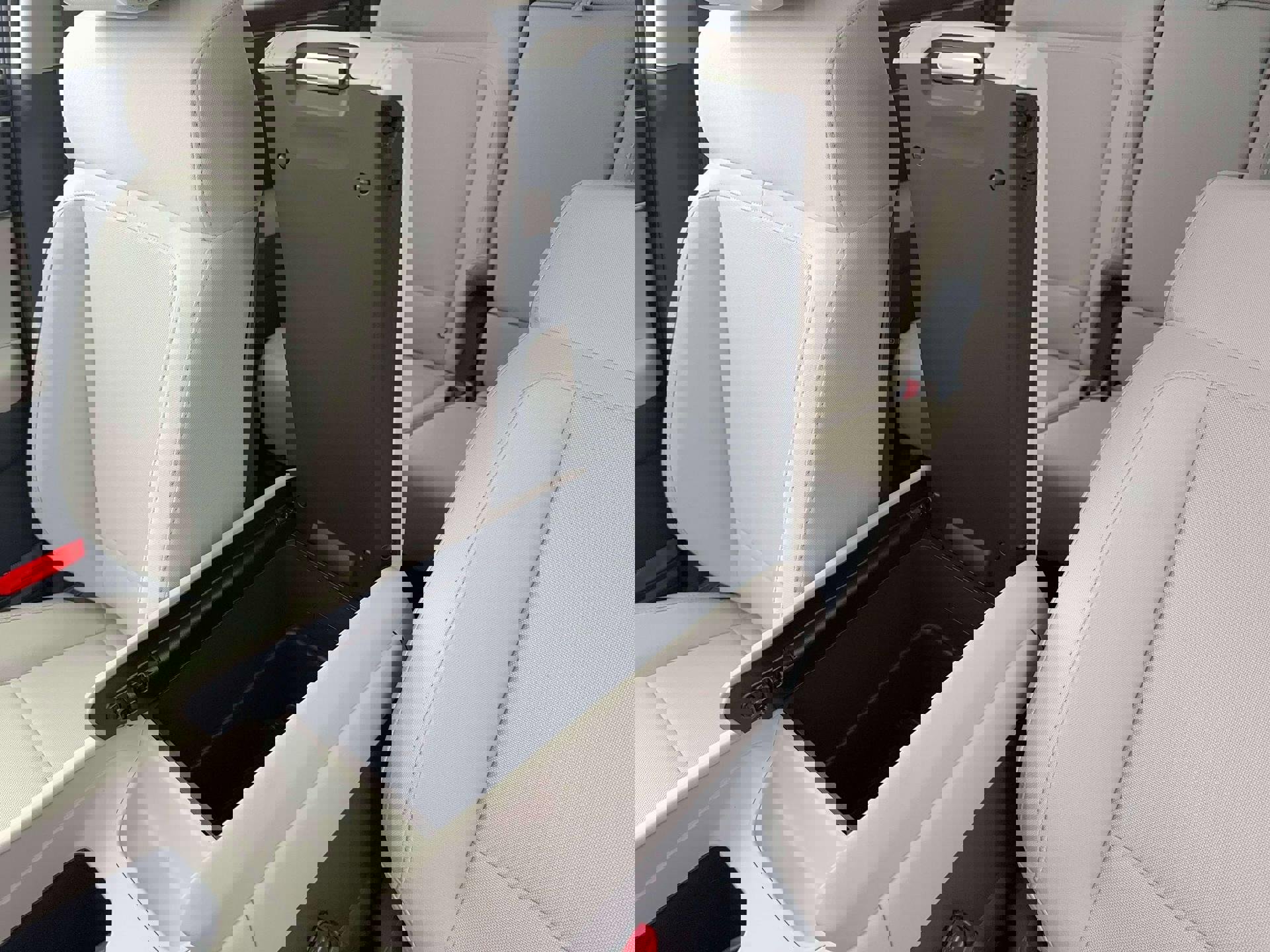 New 2026 Hyundai Santa Fe SE image 18