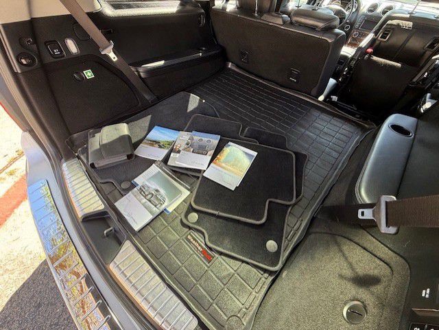 Used 2011 Mercedes-Benz GL 450 4MATIC image 27