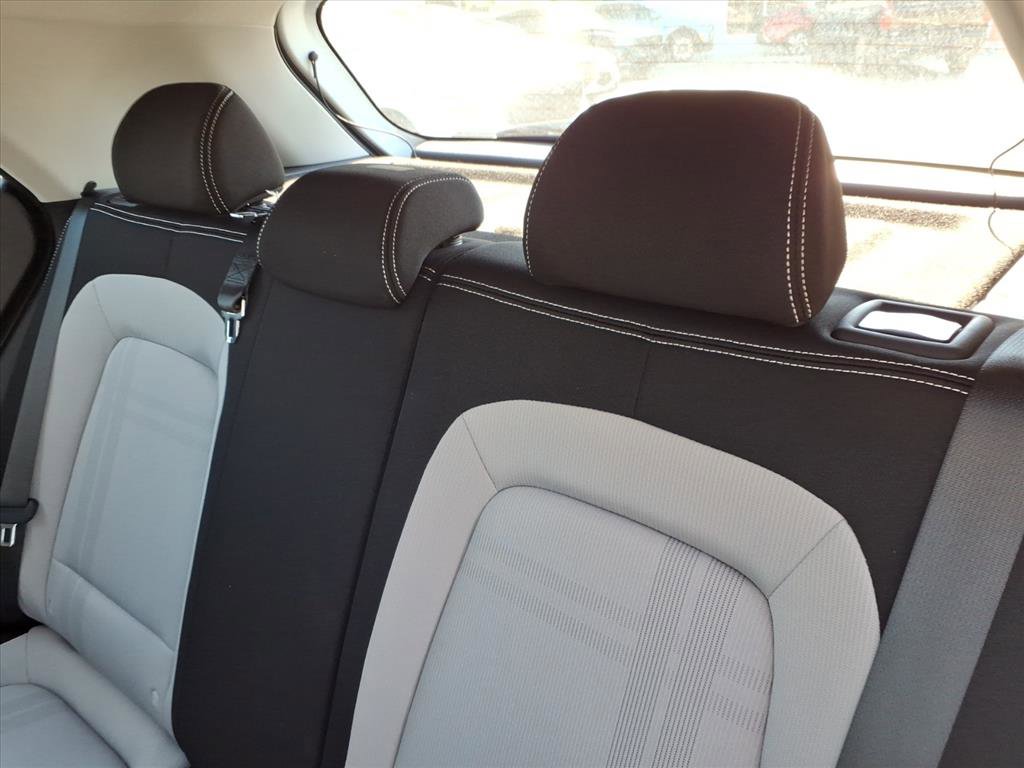 Used 2026 Hyundai Venue SEL image 17