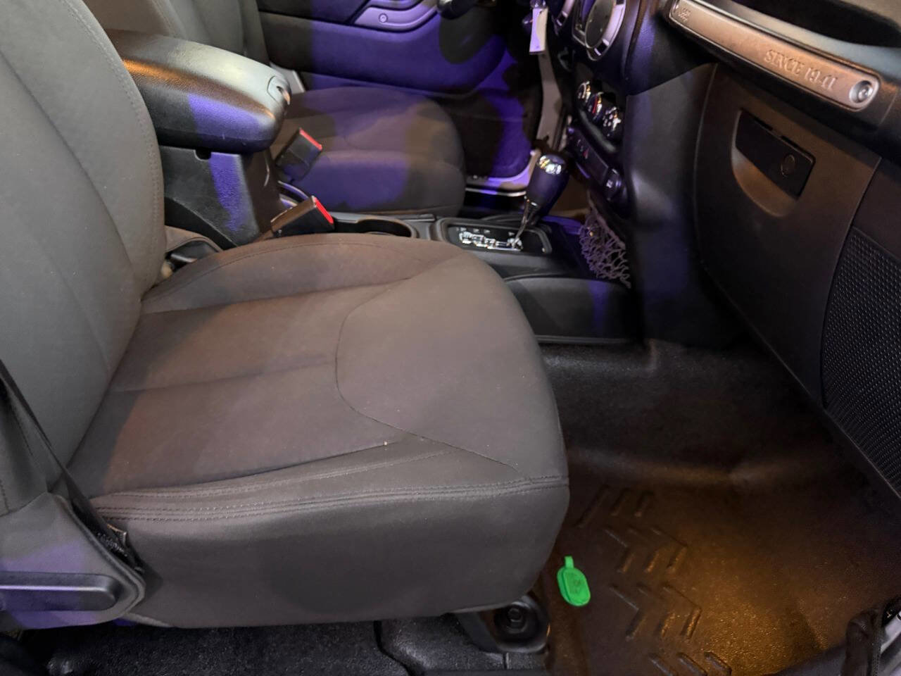 Used 2016 Jeep Wrangler Unlimited Sport image 37