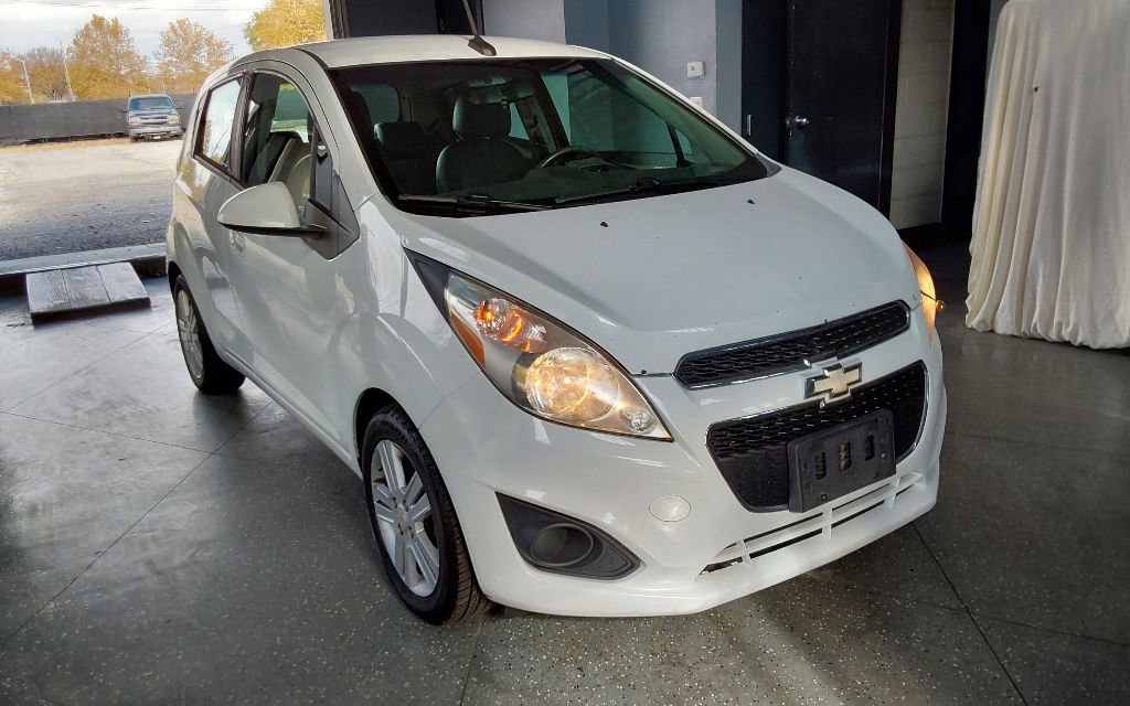 Used 2014 Chevrolet Spark LT FWD image 5