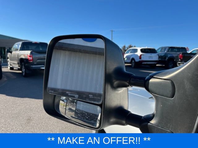 Used 2015 Nissan Titan S AWD/4WD image 24