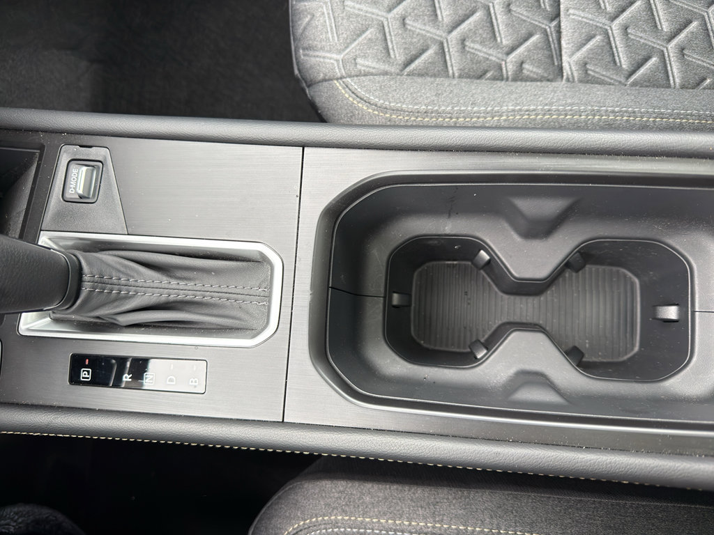 Certified 2025 Nissan Kicks SV w/ SV Premium Package image 20