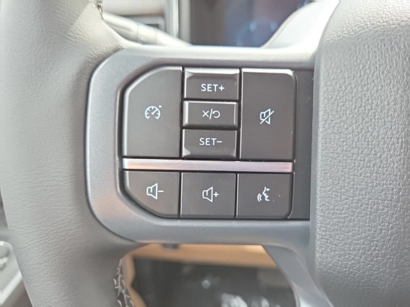 New 2026 Ford F450 Lariat w/ FX4 Off-Road Package AWD/4WD image 34