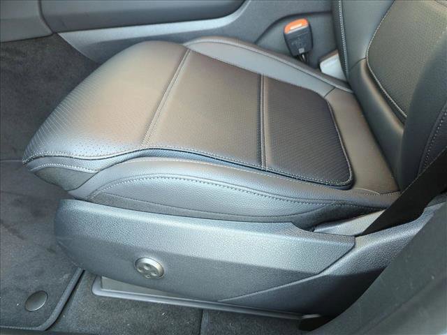 New 2026 Mercedes-Benz GLC 300 image 4