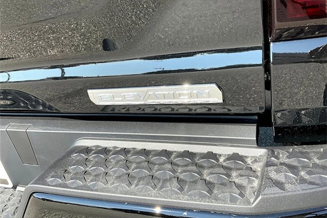 New 2026 GMC Canyon Elevation image 9