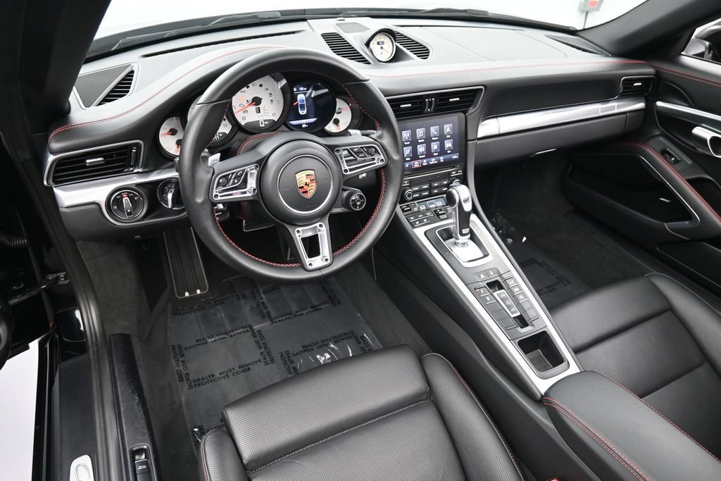 Certified 2019 Porsche 911 Carrera 4S AWD/4WD image 4