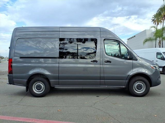 New 2024 Mercedes-Benz Sprinter 144 Cargo image 22