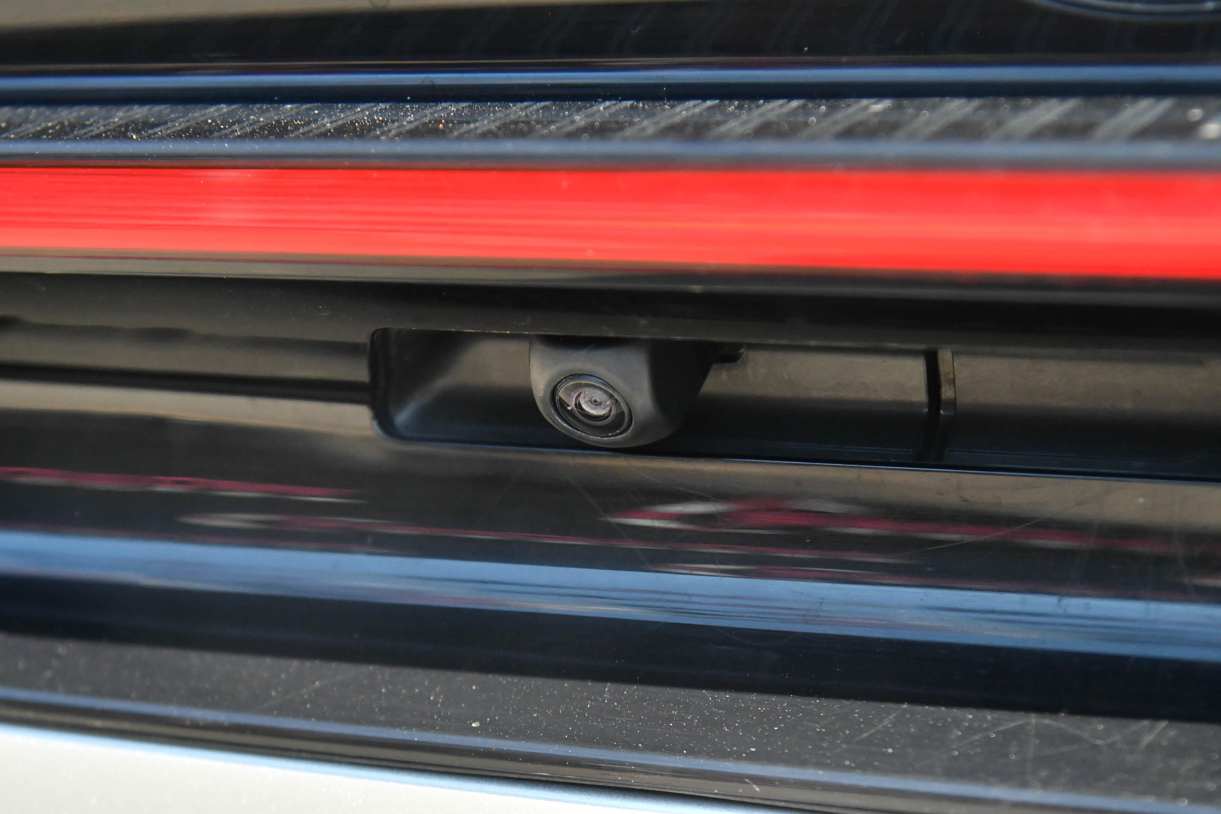 Used 2025 Toyota Prius LE image 39