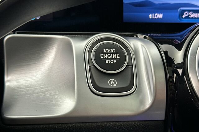 Used 2024 Mercedes-Benz GLB 250 image 22