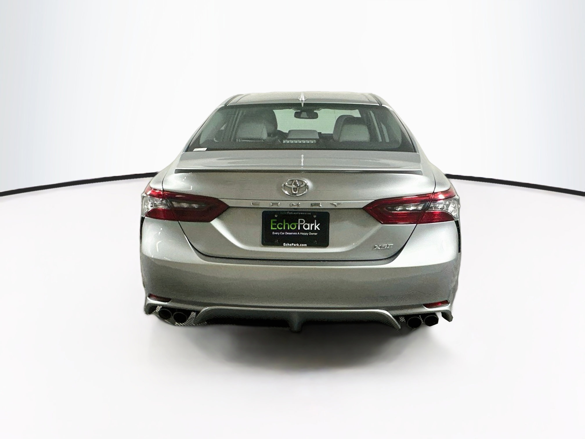 Used 2024 Toyota Camry XSE FWD image 7