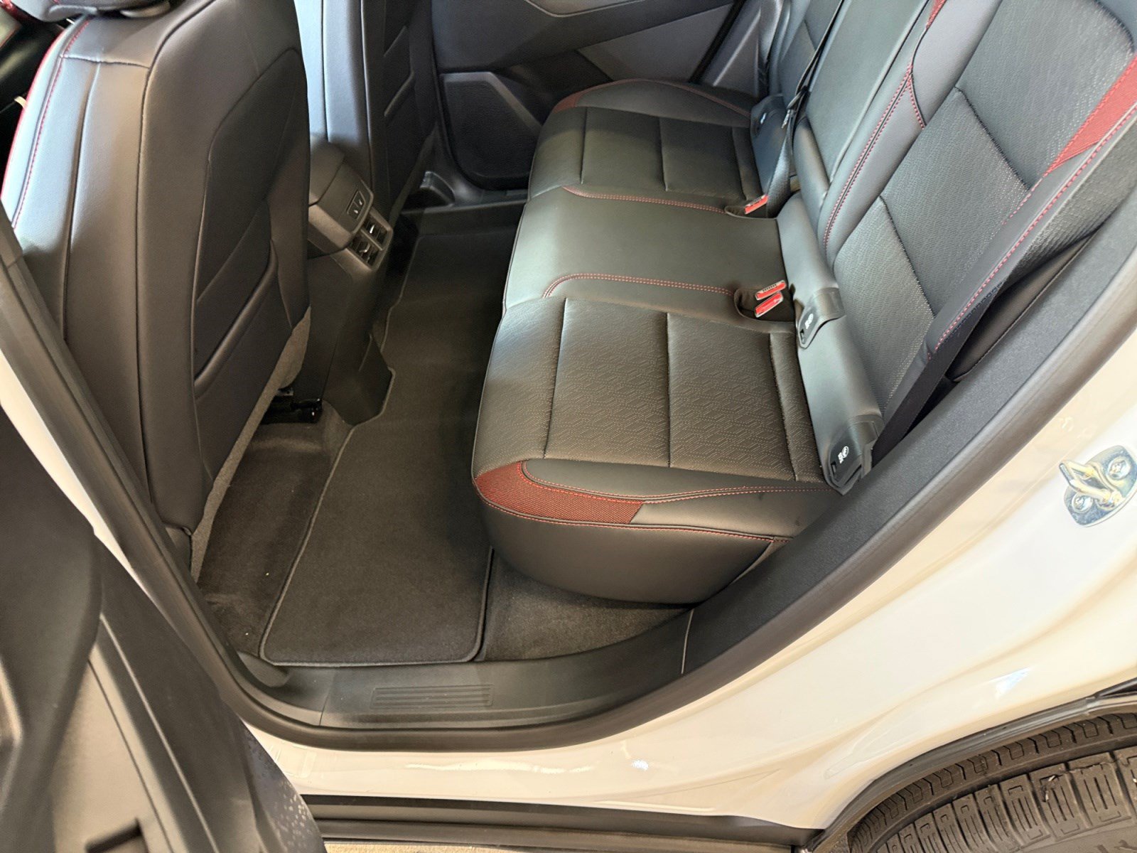 New 2027 Chevrolet Equinox RS w/ Safety and Technology Package FWD image 18