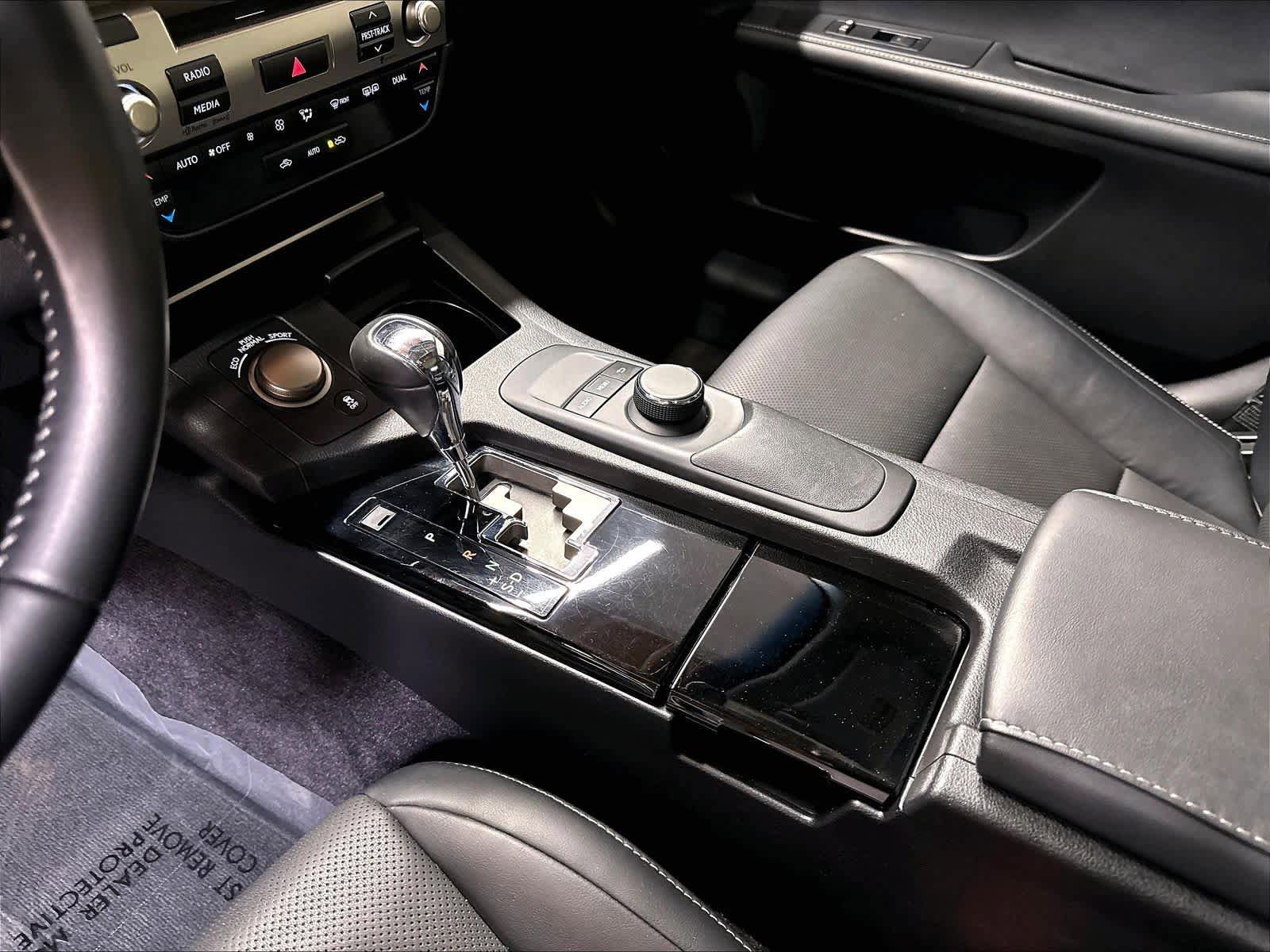 Used 2015 Lexus ES 350 FWD image 18