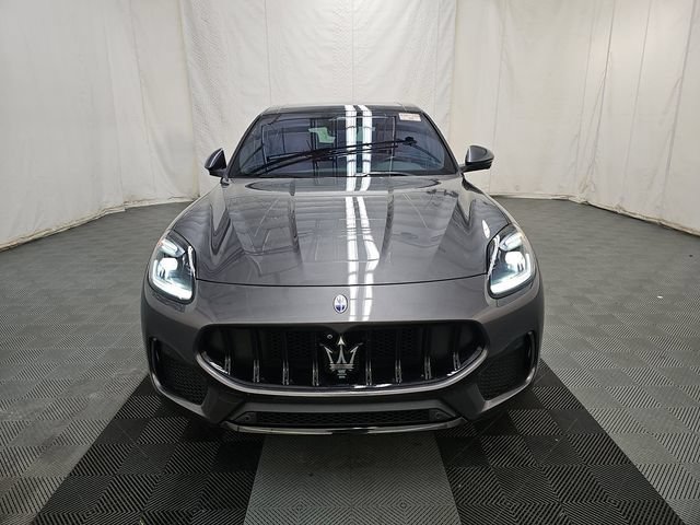 Used 2023 Maserati Grecale Modena AWD/4WD image 2