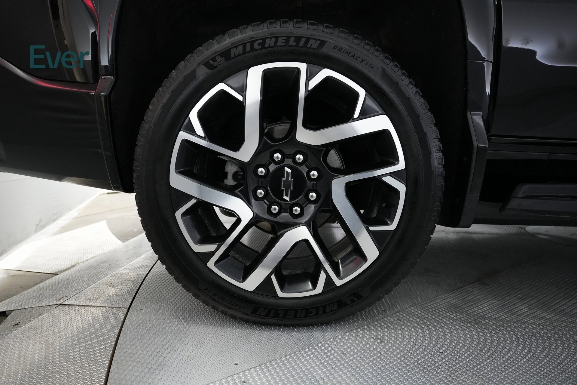 Used 2024 Chevrolet Silverado EV RST image 11