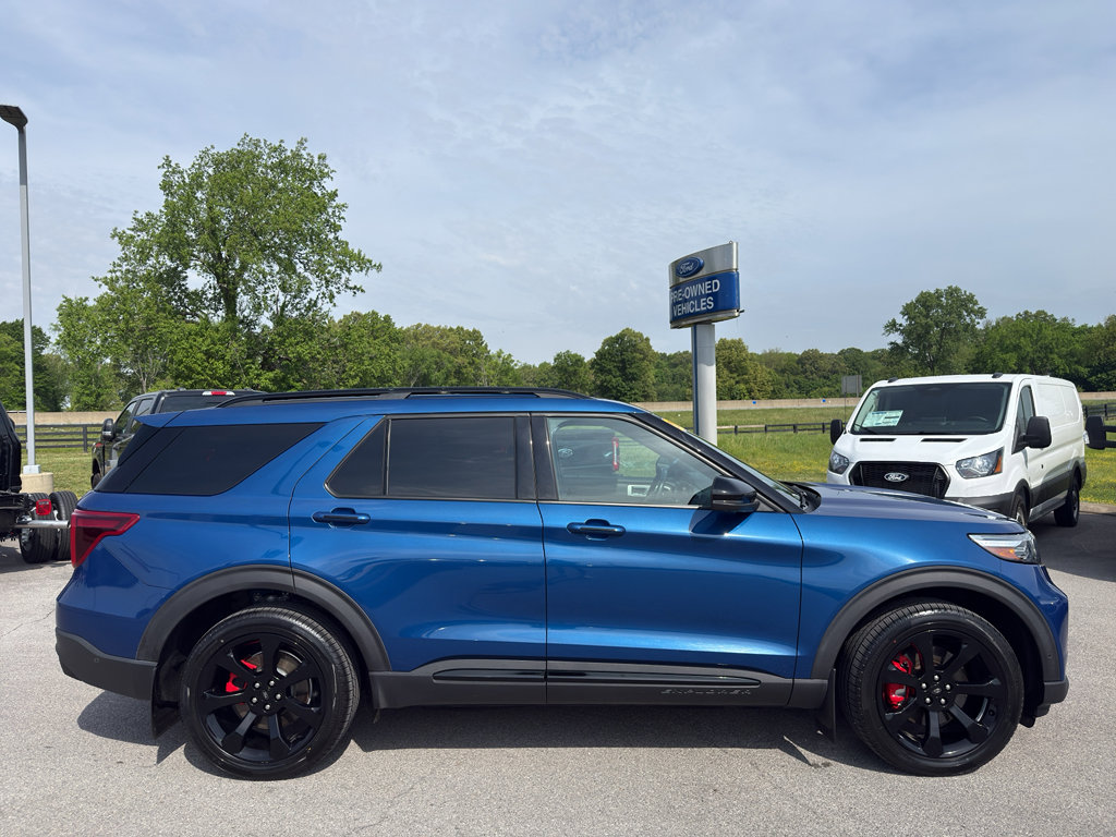 Certified 2020 Ford Explorer ST w/ ST Street Pack AWD/4WD image 4