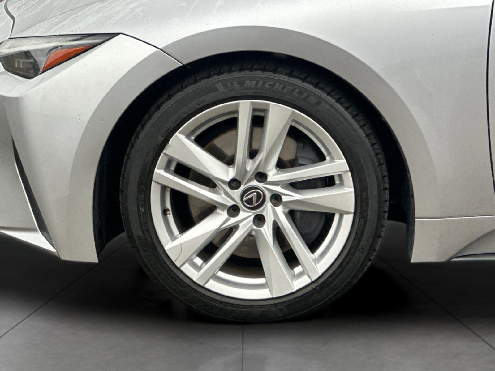 Used 2023 Lexus IS 300 300 image 23