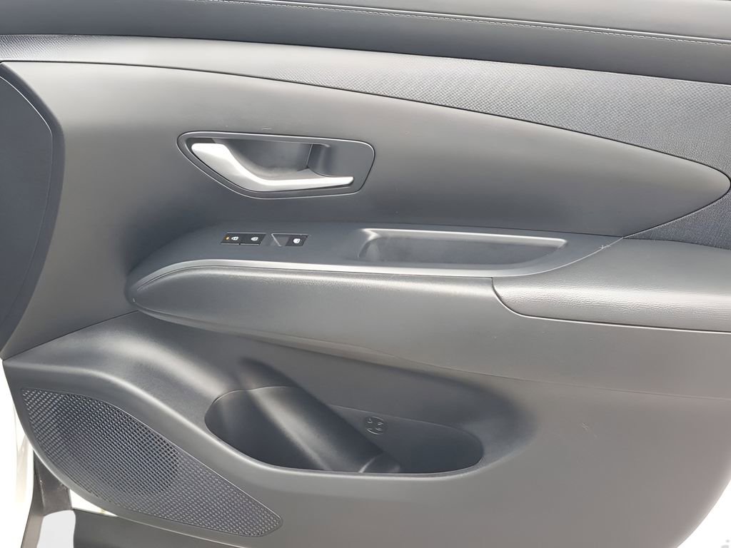 Certified 2025 Hyundai Tucson SEL image 37