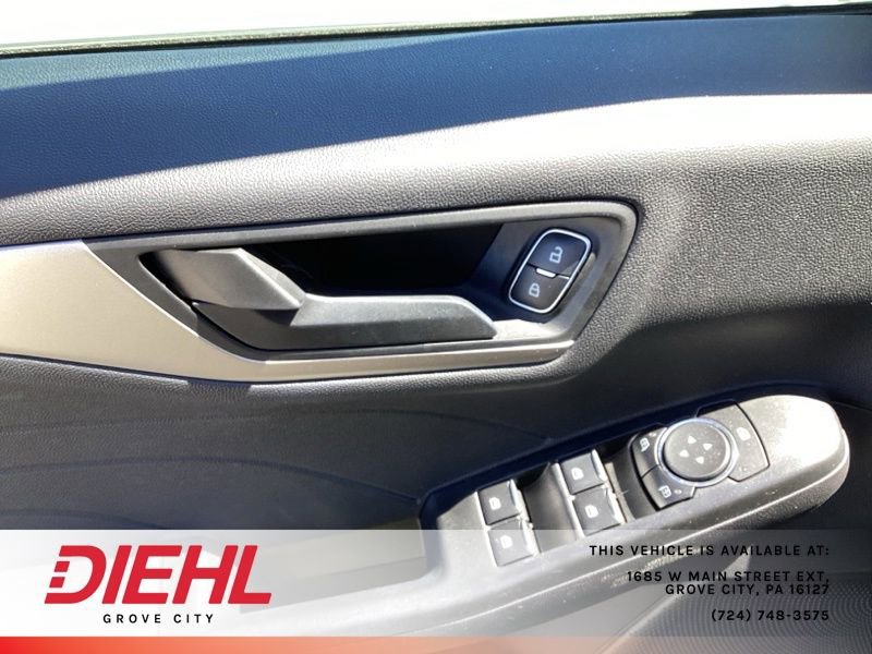 Used 2022 Ford Escape SE w/ Convenience Package image 17