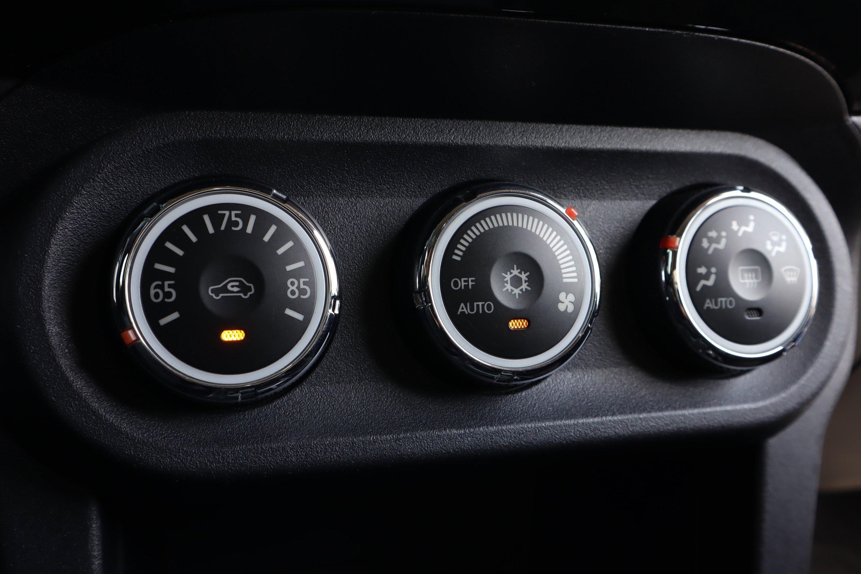 Used 2015 Mitsubishi Lancer Evolution GSR image 15