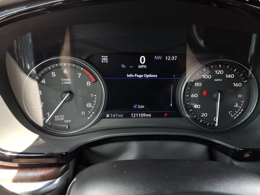 Used 2022 Cadillac XT5 Premium Luxury w/ Technology Package AWD/4WD image 12