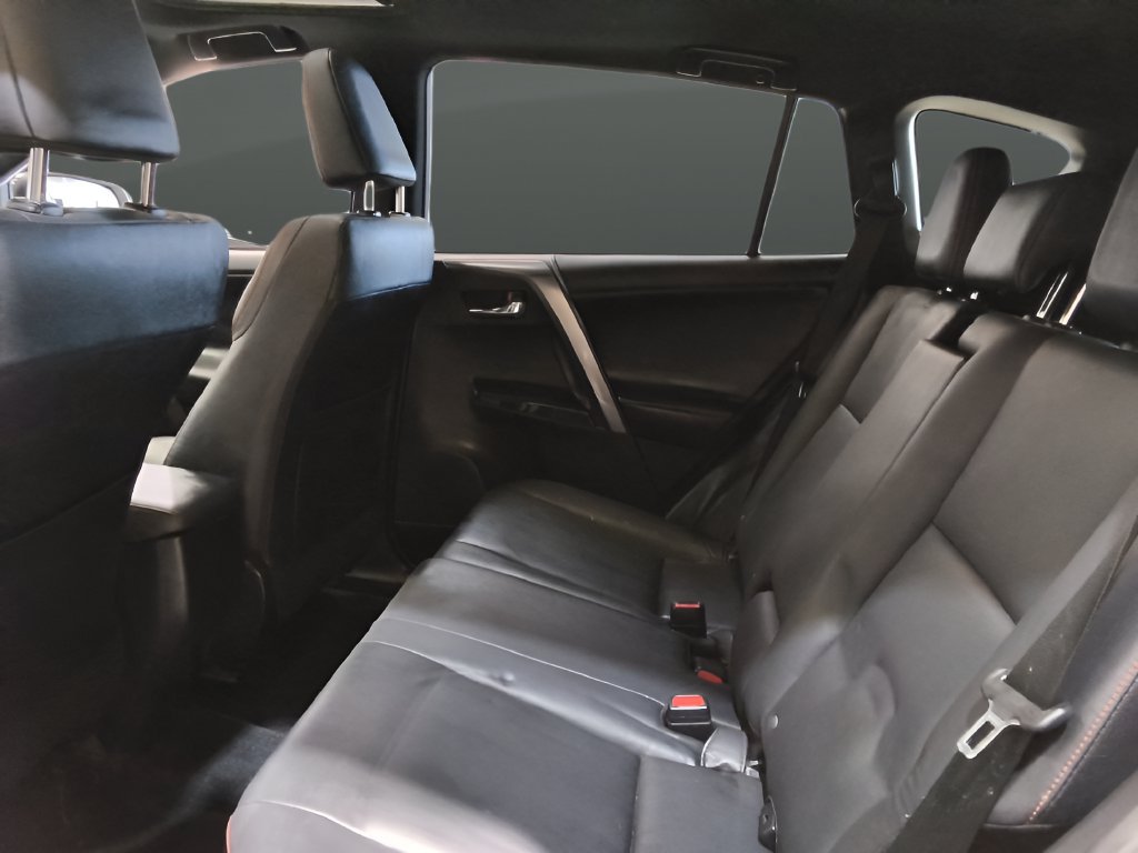 Used 2017 Toyota RAV4 SE w/ Advanced Technology Package AWD/4WD image 16