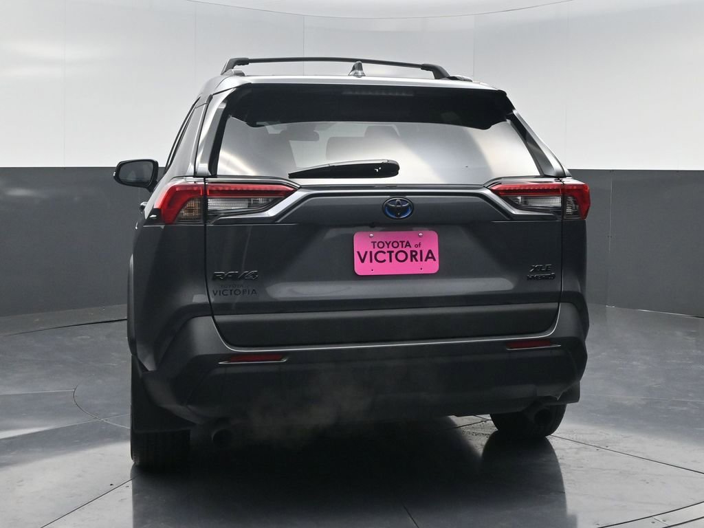 Used 2024 Toyota RAV4 XLE Premium image 17