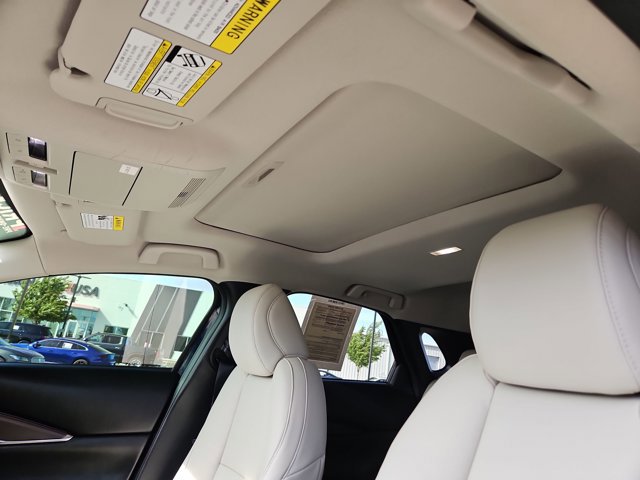 Used 2022 MAZDA CX-30 AWD 2.5 S w/ Premium Package image 16